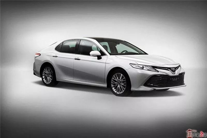 让60后和90后选同样的座驾？第八代凯美瑞说OK丨车业杂谈