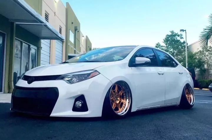 谁说卡罗拉/雷凌没人改装，这几款帅得根本不像买菜车！