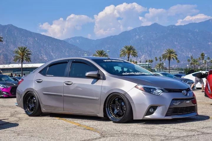 谁说卡罗拉/雷凌没人改装，这几款帅得根本不像买菜车！