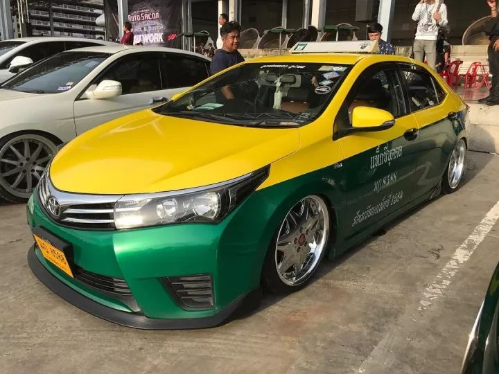 谁说卡罗拉/雷凌没人改装，这几款帅得根本不像买菜车！