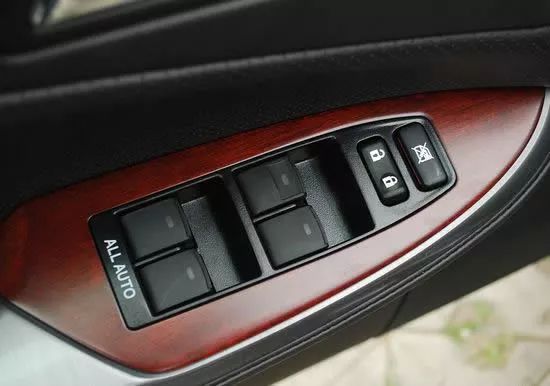 这项保护儿童的汽车安全配置美国日本都强制配备 中国什么时候强制要求