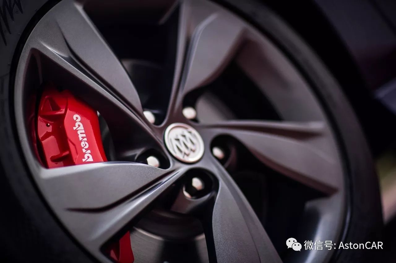 这年头还能买到君威GS，已经是万幸了