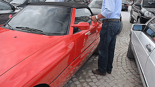 什么剪刀门、鸥翼门，全都弱爆了！这种车门打开方式，你绝对没见过