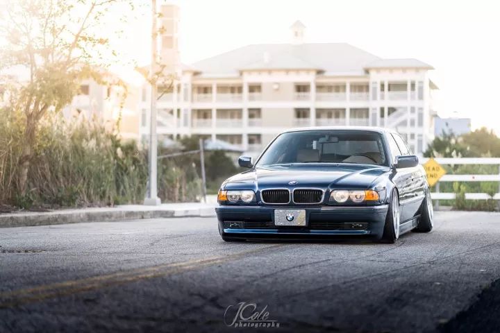 我是老大请不要越级，宝马E38 740iL精品改装案例！