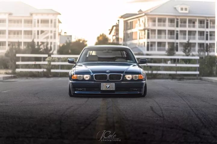 我是老大请不要越级，宝马E38 740iL精品改装案例！