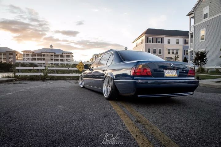 我是老大请不要越级，宝马E38 740iL精品改装案例！