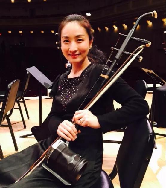 我在陌陌拉二胡:20万人掀起的民乐风暴|陌陌|蔡阳|土豆_新浪新闻