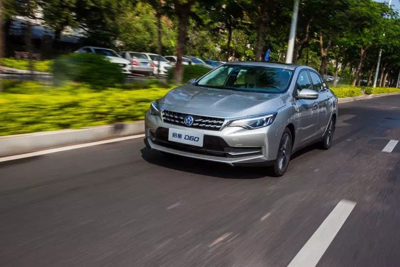 后浪推前浪 试驾东风启辰D60