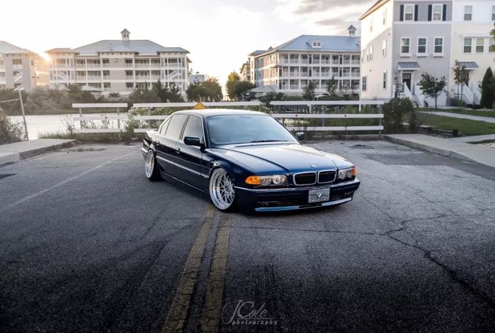 我是老大请不要越级，宝马E38 740iL精品改装案例！