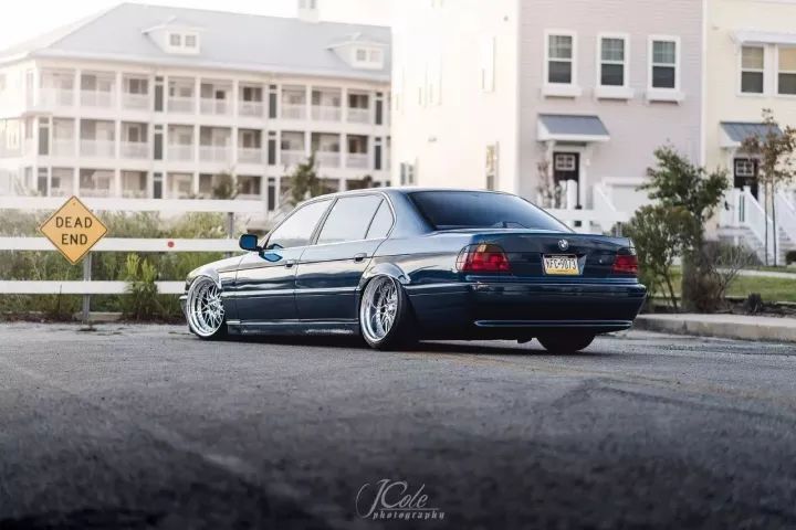 我是老大请不要越级，宝马E38 740iL精品改装案例！