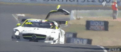 什么剪刀门、鸥翼门，全都弱爆了！这种车门打开方式，你绝对没见过