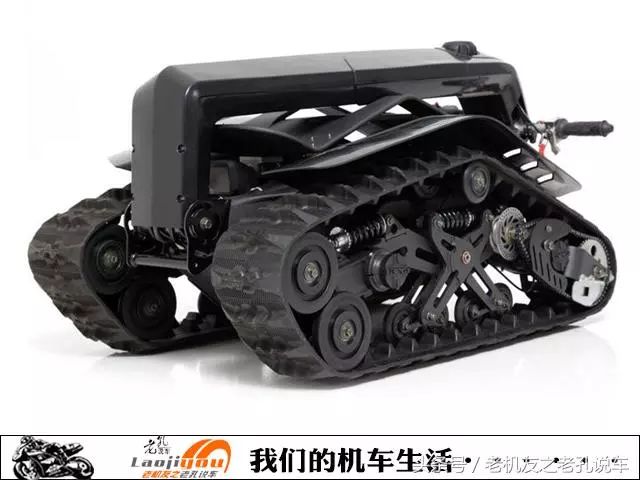 这台3万售价的履带式全地形摩托将一众ADV拉力摩托秒杀