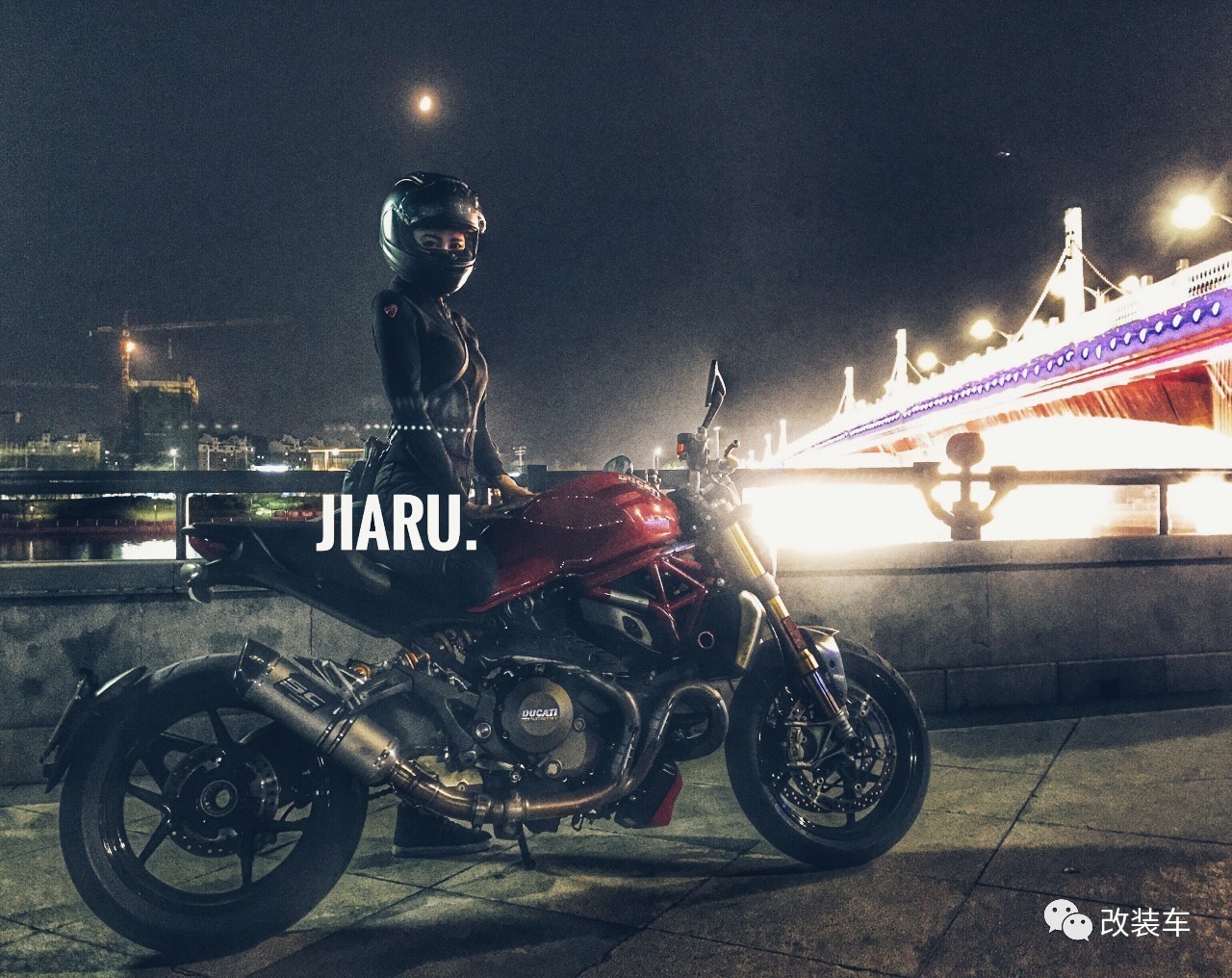 机车短发大长腿，北京妹子的这几辆公升级摩托都是梦想座驾！