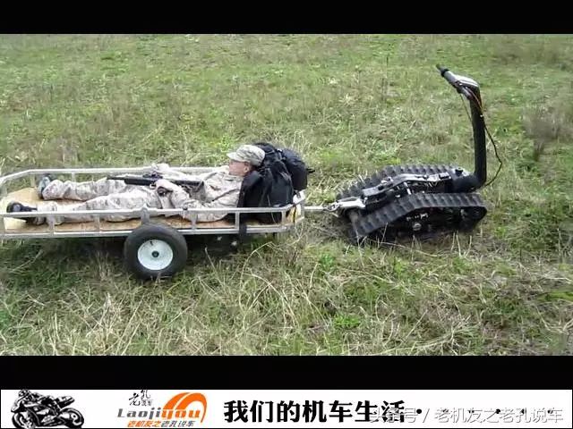 这台3万售价的履带式全地形摩托将一众ADV拉力摩托秒杀