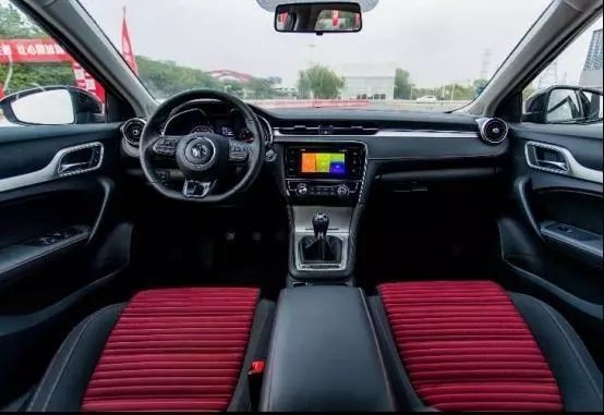 试驾全新名爵 6.6秒破百，让心跳加速！