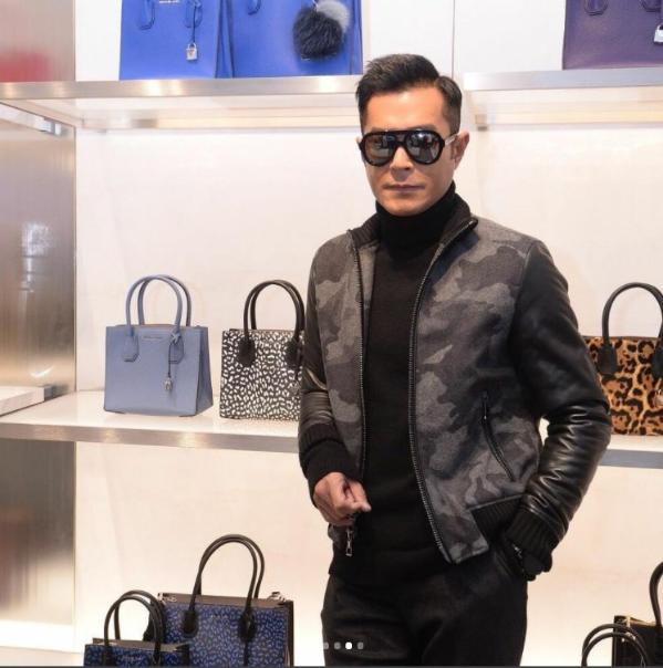 古天乐拍戏打伤了右眼 现在搭飞机会担心