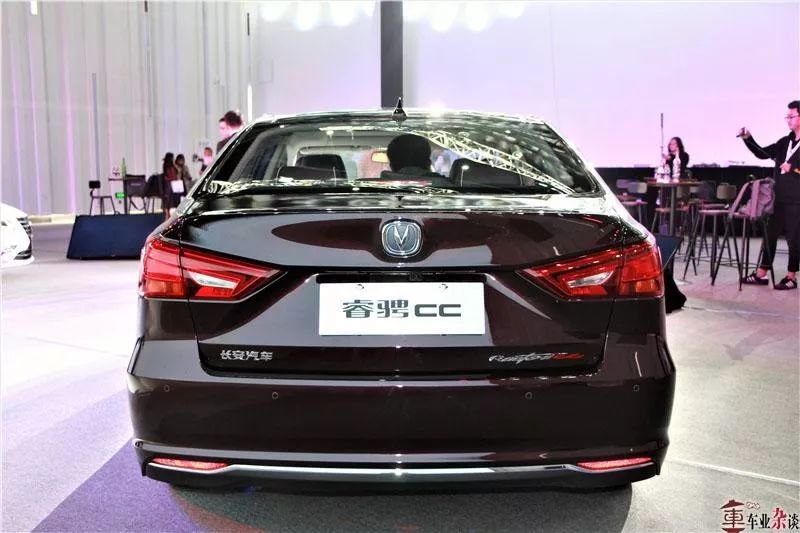 好车如友，一面之缘不够；认识睿骋CC，你得深入一点｜车业杂谈