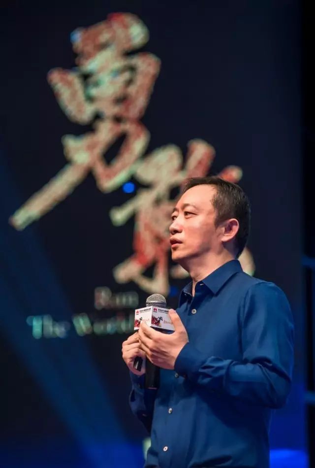 吕克经常会被问到这个问题:华为已经发展了30年,人员也很多,那么年轻