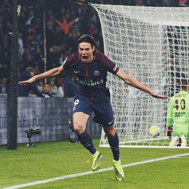 卡瓦尼打入巴黎法甲第2500球