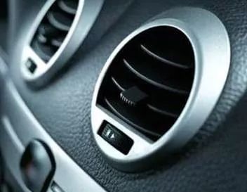 我的空调是坏了吗？为啥关了还出风！