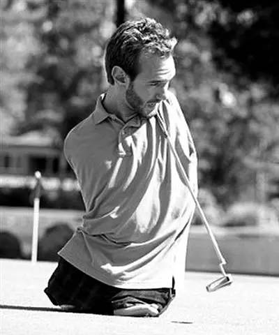 最励志人物尼克胡哲人生不设限哪怕没有四肢