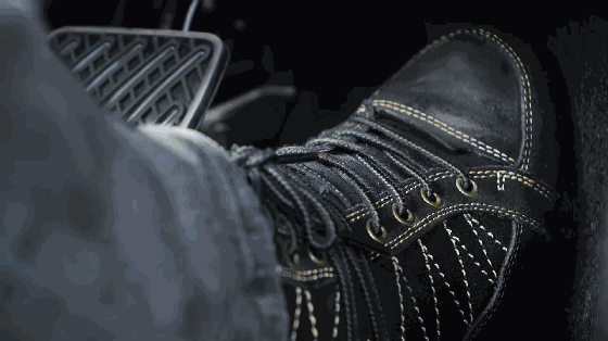 在日本试了一款据说是同级最先进的新车