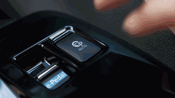 在日本试了一款据说是同级最先进的新车