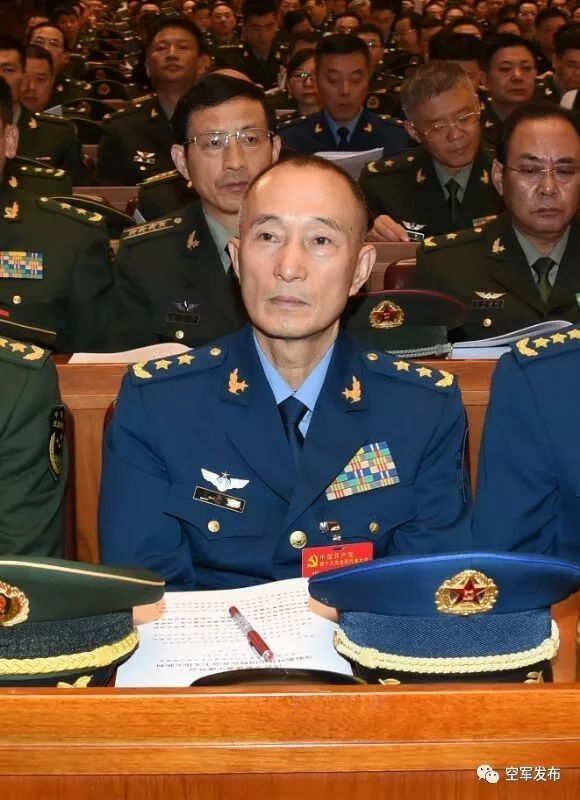 空军司令员丁来杭,空军政委于忠福:出席十九大的空军代表要带头当好