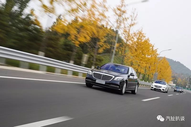 在北京最美的时节，开最智能的豪华座驾是什么感觉？