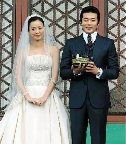 宋慧乔宋仲基今日大婚,现场图甜哭了!