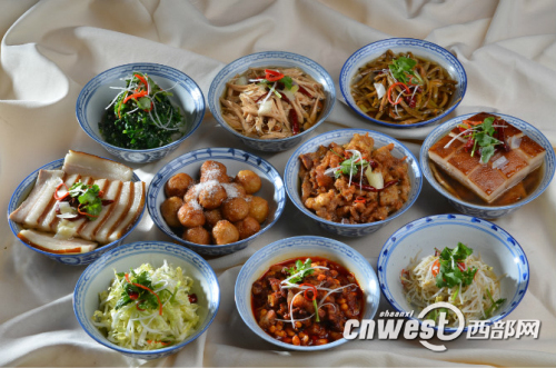 十碗席(伊尹家宴)"十碗席"也叫"十全席",是合阳农家待客宴请古老的