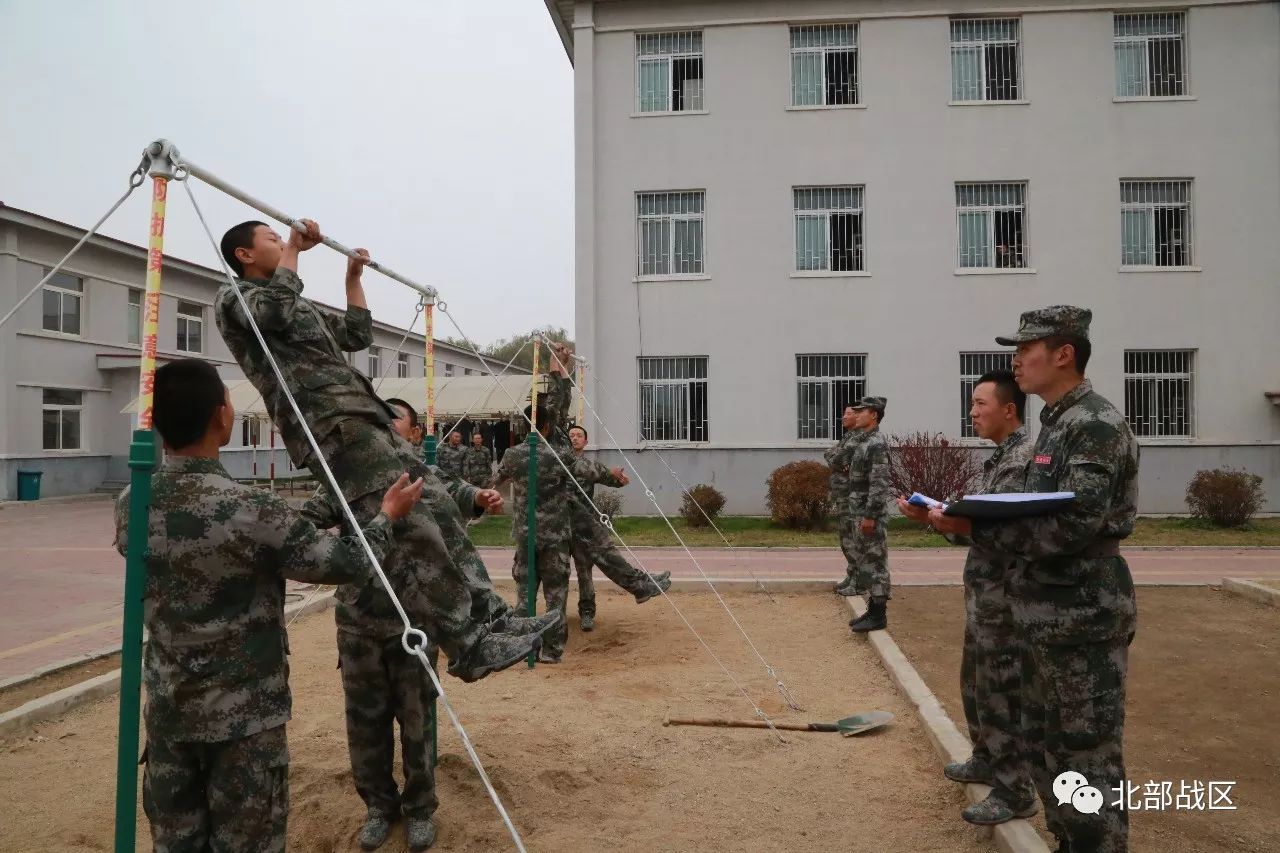 练练练新兵同志练起来直击第79集团军某旅新兵考核