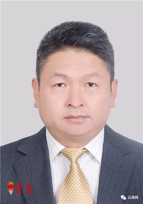 经研究,该同志拟任省煤田地质局党委书记.