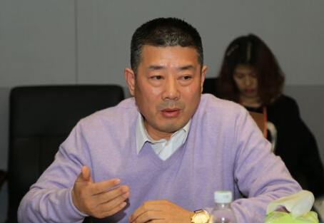 在道德与利益之间,或者说生命与利益之间,冷友斌选择了生命,这不仅是