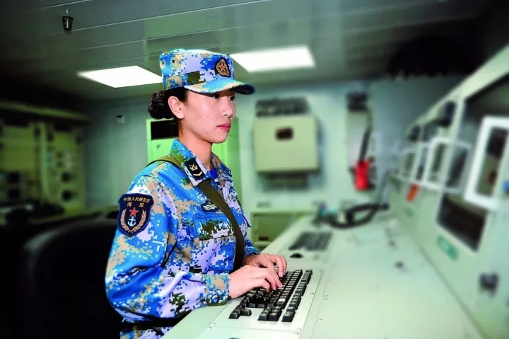 操舵兵导航兵声呐兵指控兵卫生员亲爱的姑娘你与我年纪相仿二十出头却