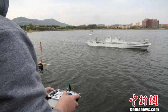 三百余顶尖高手，角逐2017全国航海模型锦标赛。