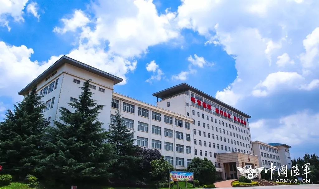 军校最美秋景巡礼第5站陆军边海防学院