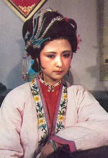 87版红楼梦中的尤二姐失联30年后竟活成了这样