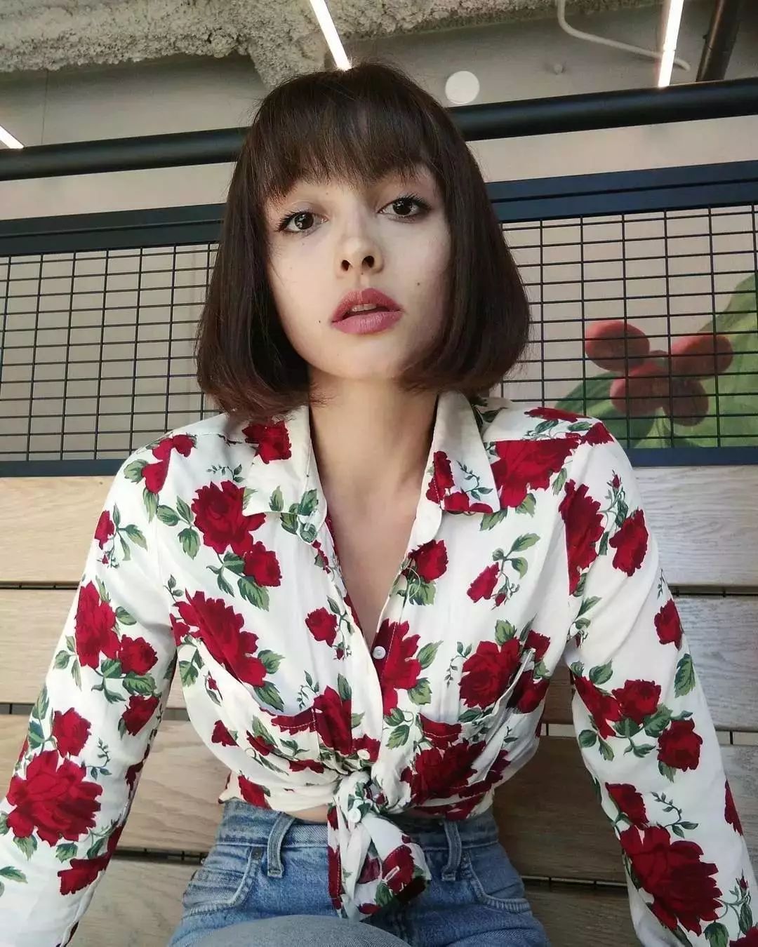 电眼的混血妞儿美得不可方物