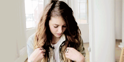 但每次去理发店捯饬头发,提的任何发型,给的任何参考图片最后出来的