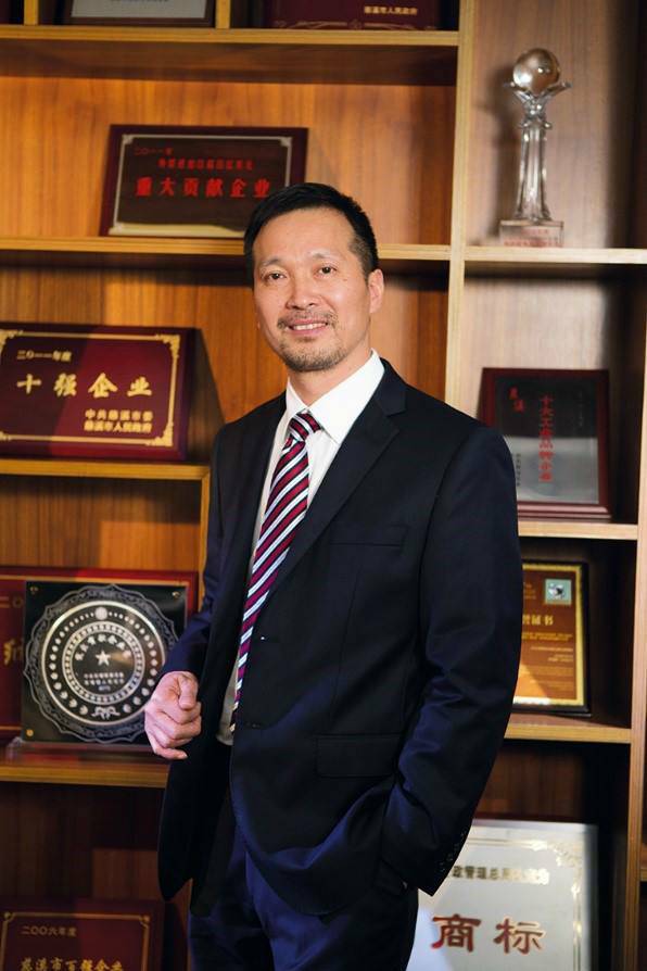 用插座占领5亿家庭一年狂卖67亿飞利浦十年难行