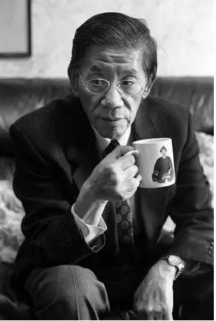 张瞳,傅老的第一任邻居郑千里.