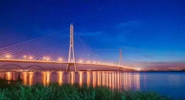 关于南京人的"夜生活",市政府专门发了一个文