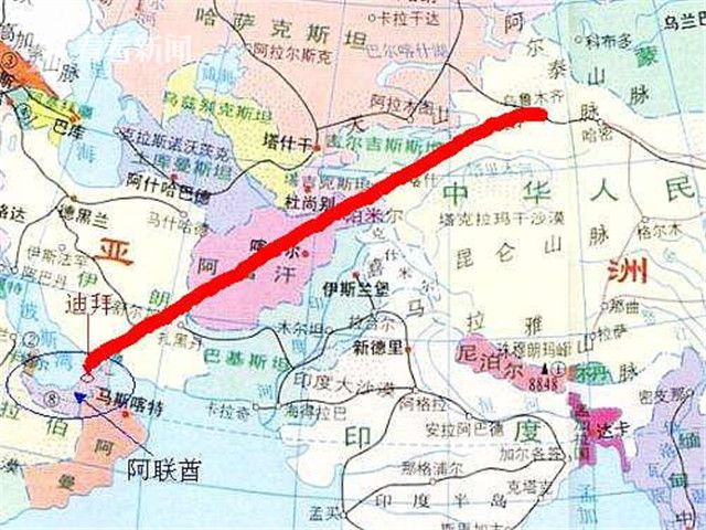 迪拜航展迎来中国空军八一飞行表演队