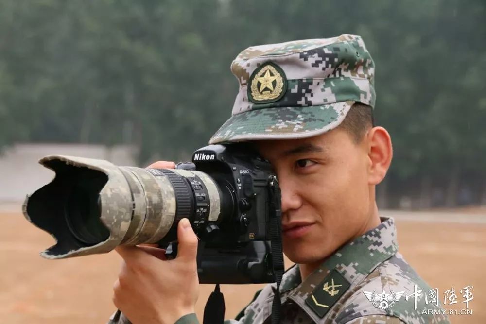 记者节为自己打call当我拿起相机整个世界都是我的