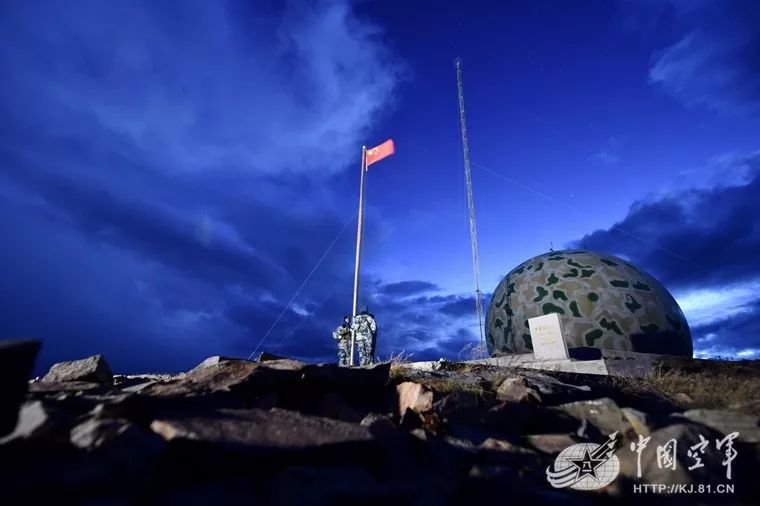 空军68周年人民空军这是甘巴拉雷达站全体官兵写给您的信请查收