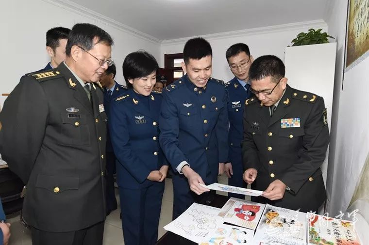 关注全军学习贯彻党的十九大精神宣讲团到中部战区空军机关宣讲