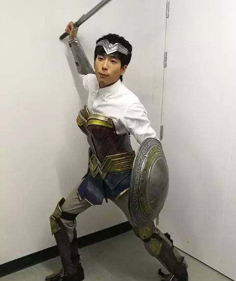 有着巧克力腹肌的呆萌男主Nonkul,小时候竟然