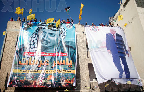 加沙大规模集会纪念阿拉法特逝世13周年