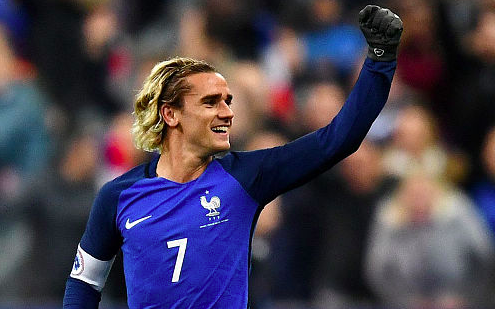 鬼魅射门 飘逸发型,格里兹曼就是这么"风骚"